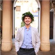 Professor de Direito Internacional, Constitucional e História do Direito. Experiência em Direitos Humanos, Direito Internacional Público, Direito Constitucional Comparado, Direito da UE e Inglês e Espanhol Jurídico